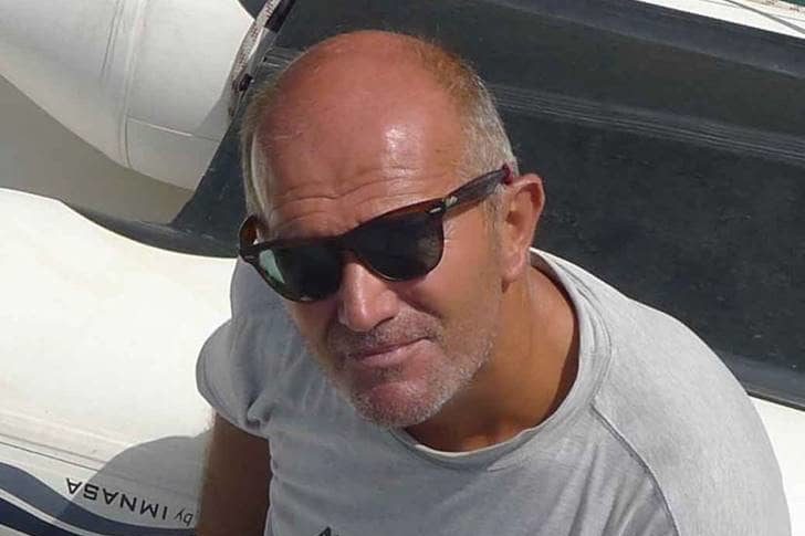 Enric Roselló Foto de Enric Roselló con gafas