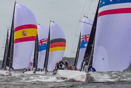 Barcos representantes de varios países en la Rolex New York Yacht Club Invitational Cup